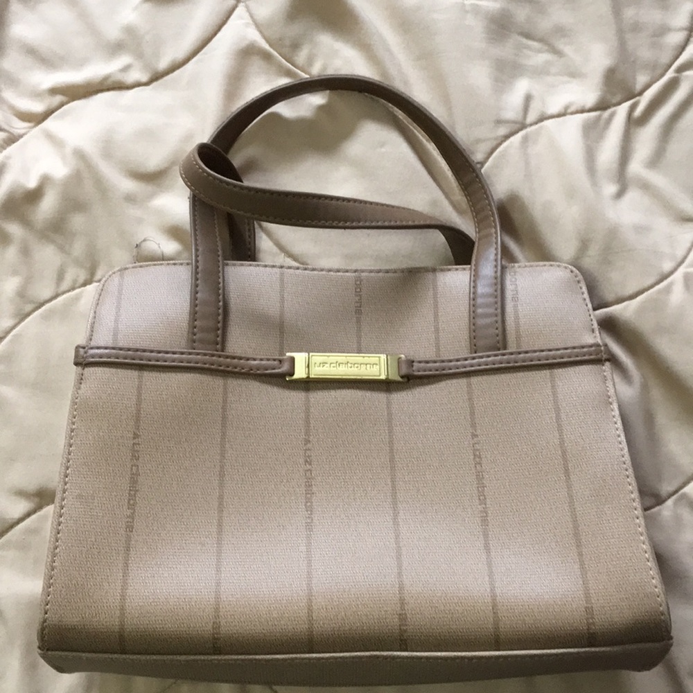 Liz Claiborne hand or shoulder bag camel color